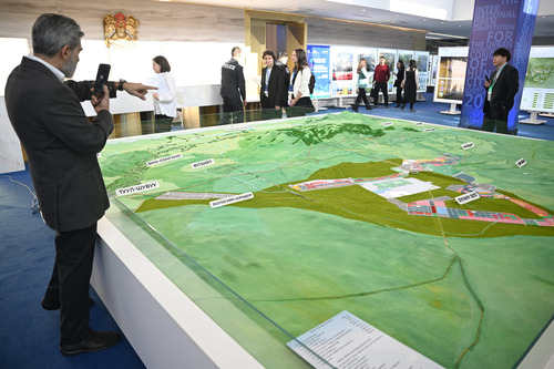 Хүннү хотын төлөвлөлтийг боловсруулах олон улсын сонгон шалгаруулалтын бүтээлийн үзэсгэлэнг дэлгэлээ